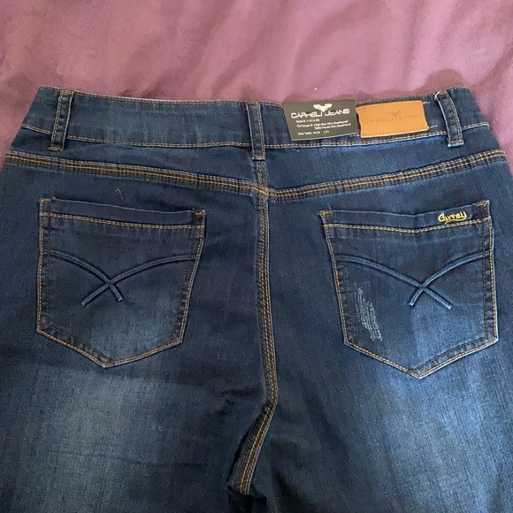 Jeans - Picture 3 of 3